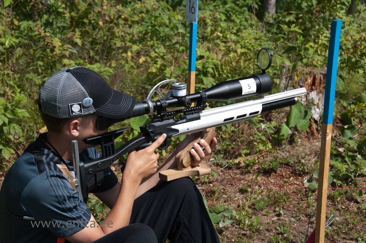 Rein Jr. Reinu EE, Hämmerli AR20 FT, Nikko Stirling Targetmaster 10-50x60